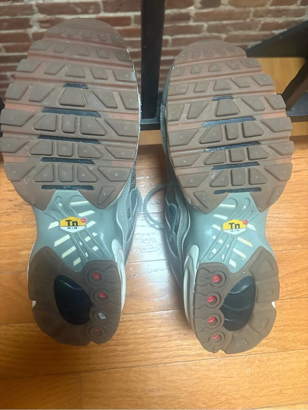 Nike breathable grey